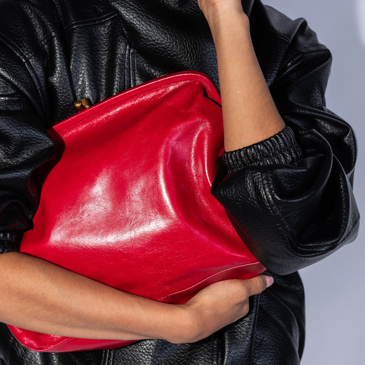 Alba Frame Large Shoulder in Polished Leather - True Red