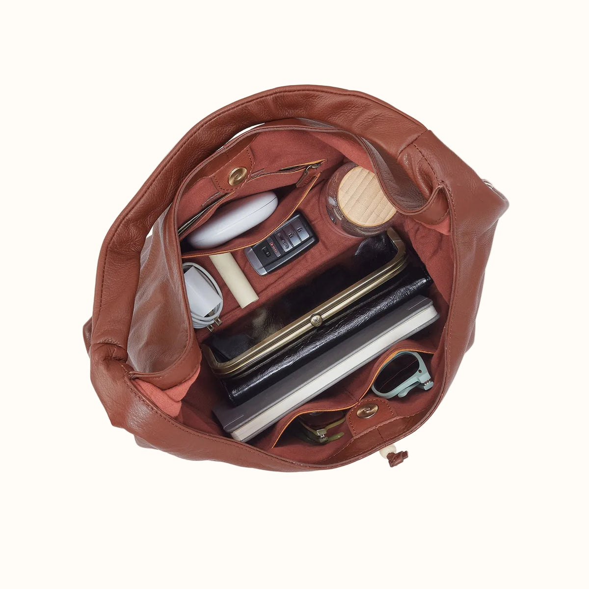 La Jolla Hobo In Cloud Leather - Cocoa Bean
