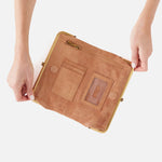 Lauren Clutch-Wallet in Mixed Leathers - Tan