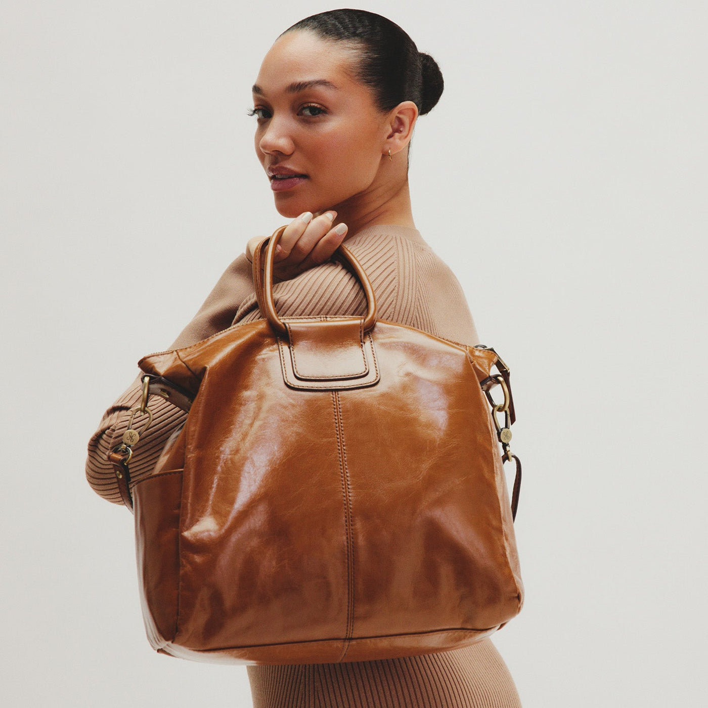 Oversized satchel 2025