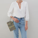 Sable Wristlet in Printed Leather - Geo Diamond Print