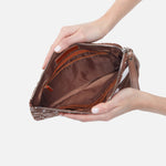 Wayfare Wristlet in Printed Leather - Ditzy Floral