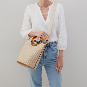 Sheila Bucket Bag in Natural Straw - Soft Straw